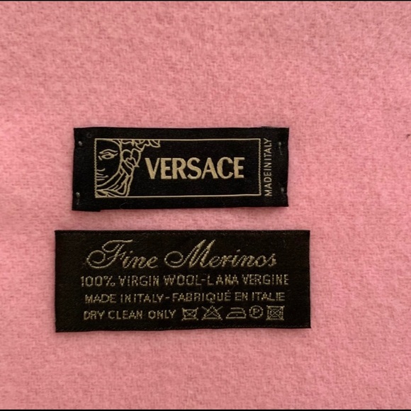 Authentic Versace Signature Scarf - Picture 2 of 3